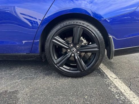 Certified 2025 Honda Accord Sport image 11