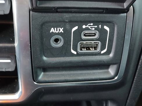 Certified 2025 Jeep Wrangler Unlimited Sahara image 18