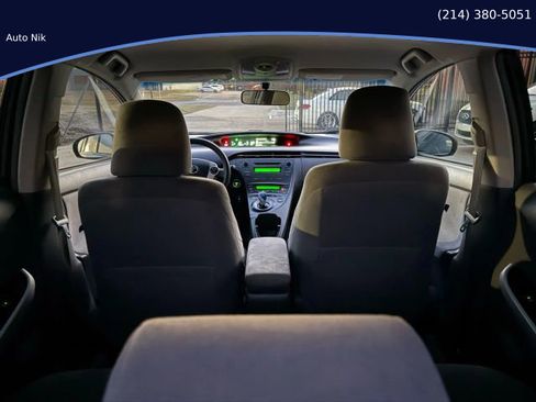 Used 2011 Toyota Prius One image 19