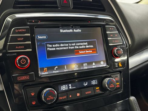 Used 2017 Nissan Maxima SR FWD image 20