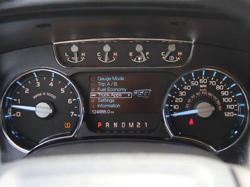 Used 2011 Ford F150 Lariat w/ Lariat Plus Pkg AWD/4WD image 28