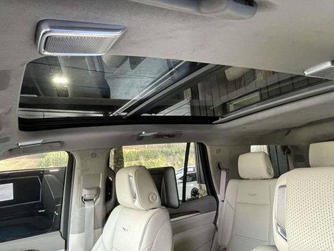 Used 2025 Cadillac Escalade Sport Platinum w/ LPO, Floor Liner Package AWD/4WD image 11