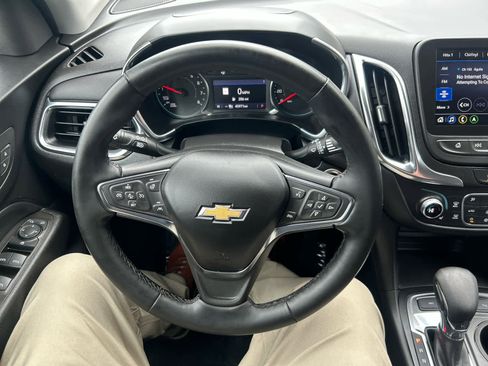 Used 2023 Chevrolet Equinox LT image 17