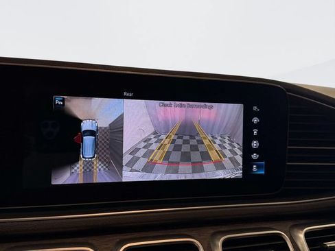 Used 2020 Mercedes-Benz GLE 350 4MATIC image 29