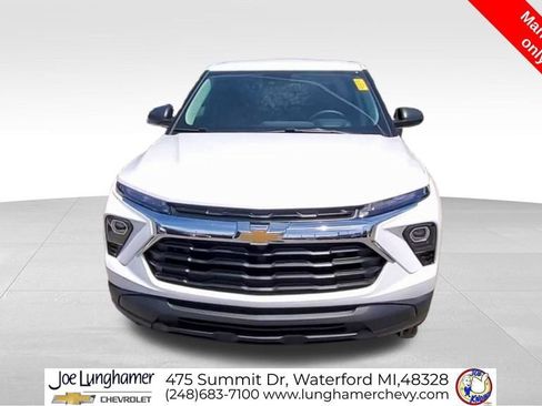 Certified 2026 Chevrolet TrailBlazer LS w/ LS Convenience Package AWD/4WD image 3
