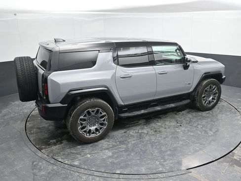 Used 2024 GMC Hummer EV 3X image 38