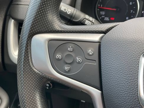 Used 2024 GMC Terrain SLE w/ Driver Convenience Package AWD/4WD image 5
