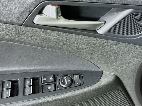 Used 2020 Hyundai Tucson Limited image 23