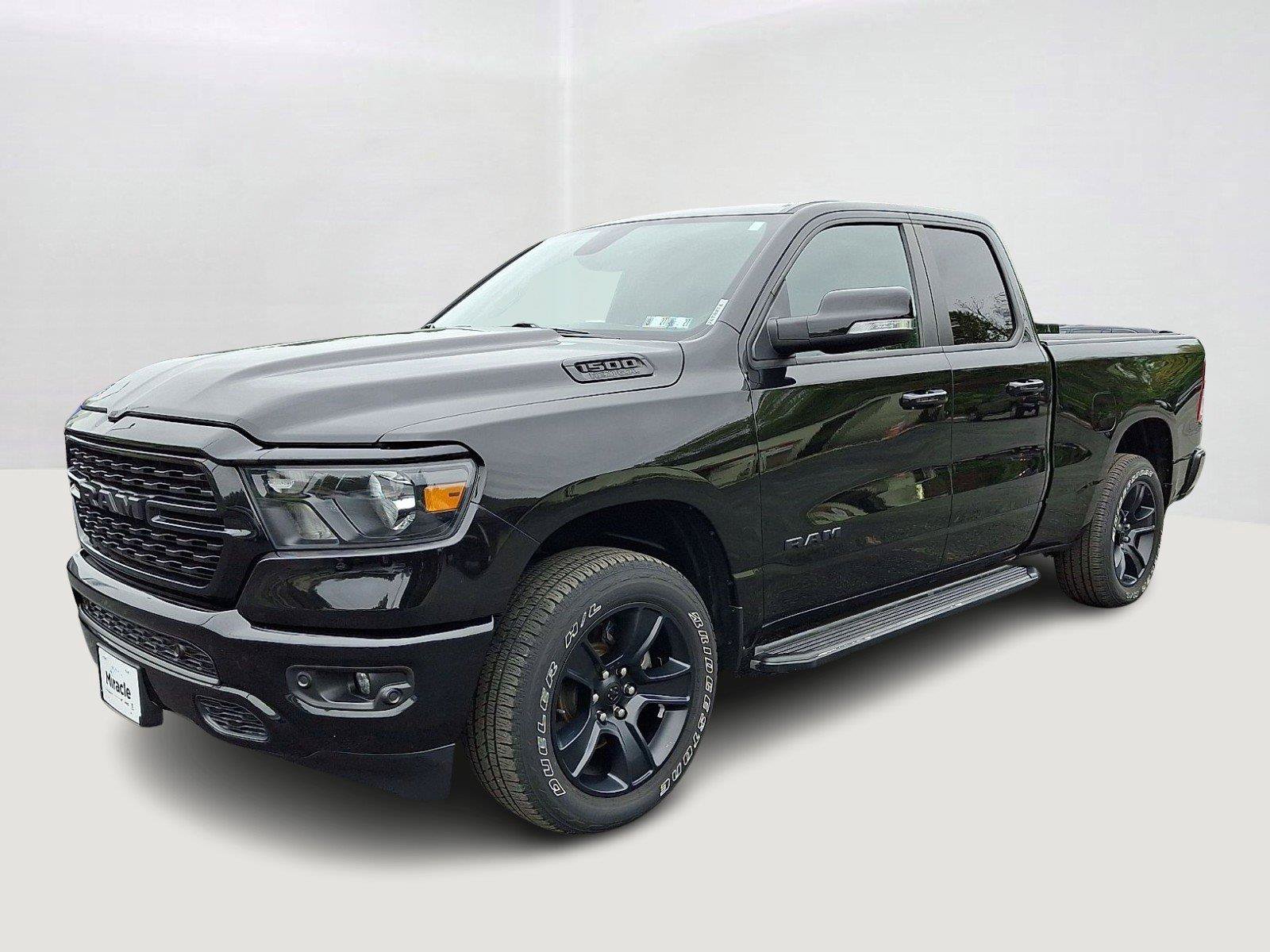 Used 2022 RAM 1500 Big Horn AWD/4WD image 3