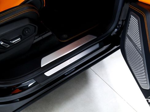 Used 2021 Lamborghini Urus image 30