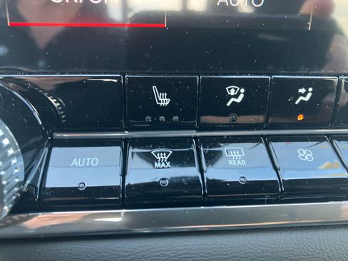 New 2026 GMC Canyon Elevation AWD/4WD image 24