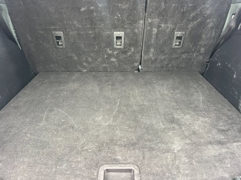 Used 2022 Ford Escape SE image 15