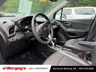 Used 2022 Chevrolet Trax LT w/ LT Convenience Package AWD/4WD video 3