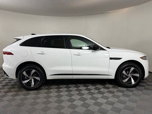 New 2026 Jaguar F-PACE R-Dynamic S image 9
