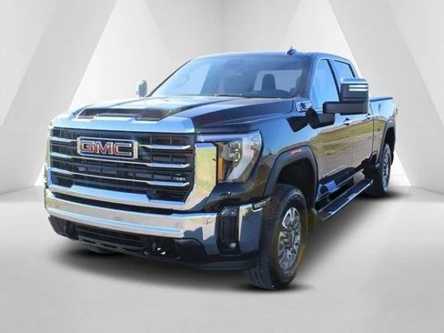New 2026 GMC Sierra 3500 SLT AWD/4WD image 3