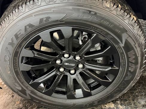 Certified 2022 GMC Canyon Elevation w/ Trailering Package image 15