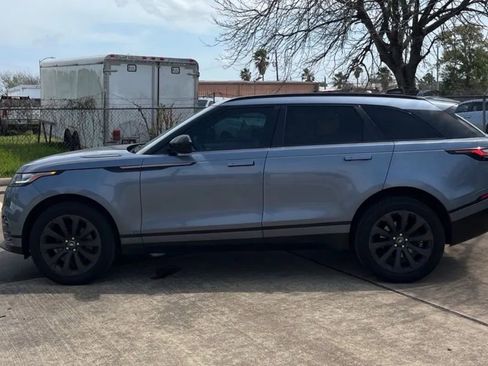Used 2018 Land Rover Range Rover Velar R-Dynamic SE AWD/4WD image 2