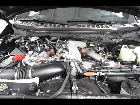 Used 2025 Ford F250 Platinum AWD/4WD image 21