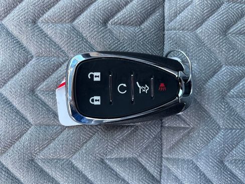 Used 2023 Chevrolet Equinox LT image 34