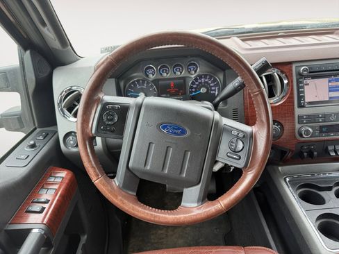 Used 2011 Ford F250 King Ranch w/ King Ranch w/Chrome Pkg AWD/4WD image 12