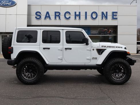 Used 2025 Jeep Wrangler Unlimited Rubicon 392 AWD/4WD image 2