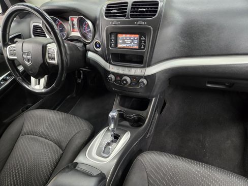 Used 2014 Dodge Journey American Value Package w/ Flexible Seating Group FWD image 14