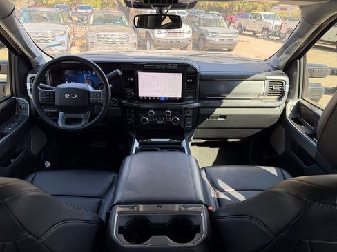 Used 2024 Ford F250 Lariat w/ Lariat Ultimate Package image 18