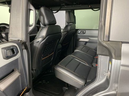 Used 2023 Ford Bronco Badlands AWD/4WD image 32