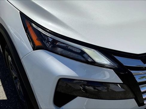 New 2026 Nissan Rogue SV w/ SV Premium Package FWD image 10