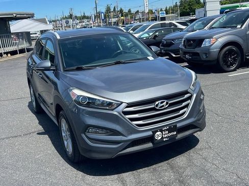 Used 2018 Hyundai Tucson SEL Plus w/ Cargo Package AWD/4WD image 5