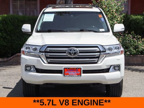 Used 2018 Toyota Land Cruiser AWD/4WD image 3