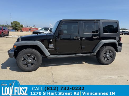 Used 2014 Jeep Wrangler Unlimited Sport w/ Quick Order Package 24S AWD/4WD image 4