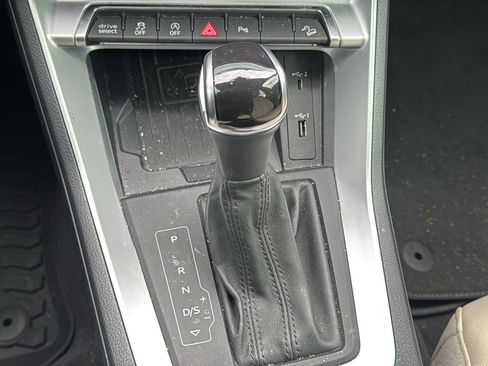 Used 2019 Audi Q3 2.0T Premium Plus image 19