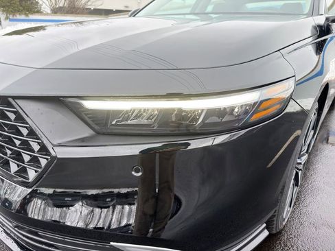 New 2026 Honda Accord Touring image 9