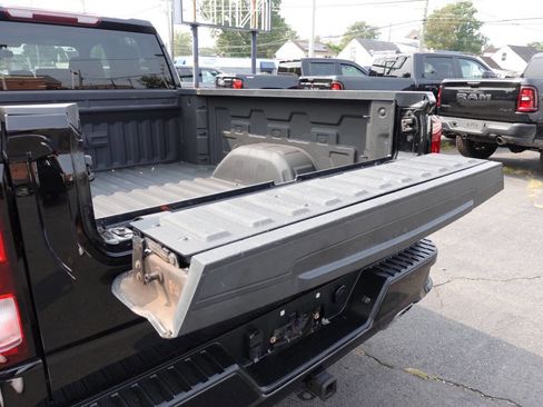 Used 2022 GMC Sierra 1500 Elevation w/ X31 Off-Road Package image 22