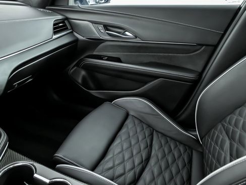 Used 2022 Cadillac CT4 V Blackwing w/ Carbon Fiber 1 Package image 39