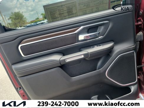 Used 2022 RAM 1500 Laramie AWD/4WD image 13