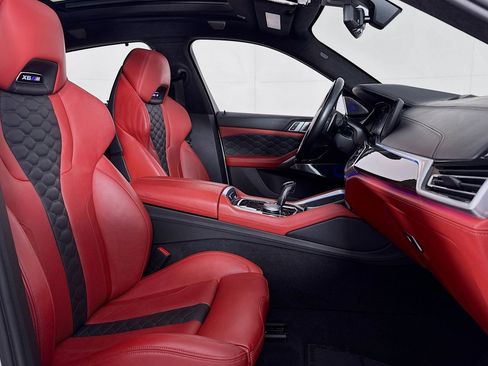 Used 2023 BMW X6 M w/ Executive Package image 6