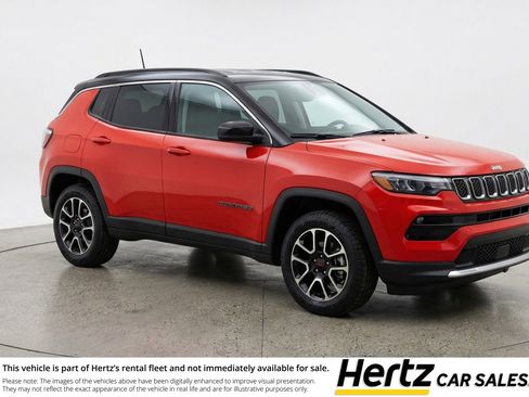 Used 2025 Jeep Compass Trailhawk AWD/4WD image 1