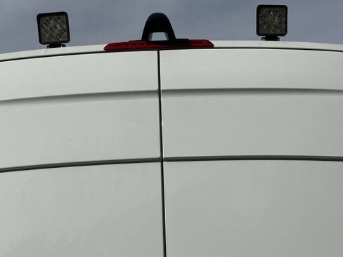 Used 2022 Mercedes-Benz Sprinter 3500 image 9