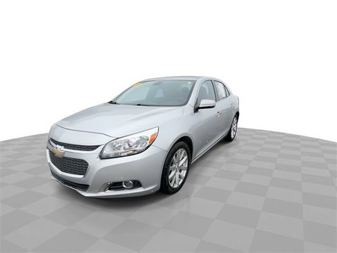 Used 2014 Chevrolet Malibu LTZ image 4