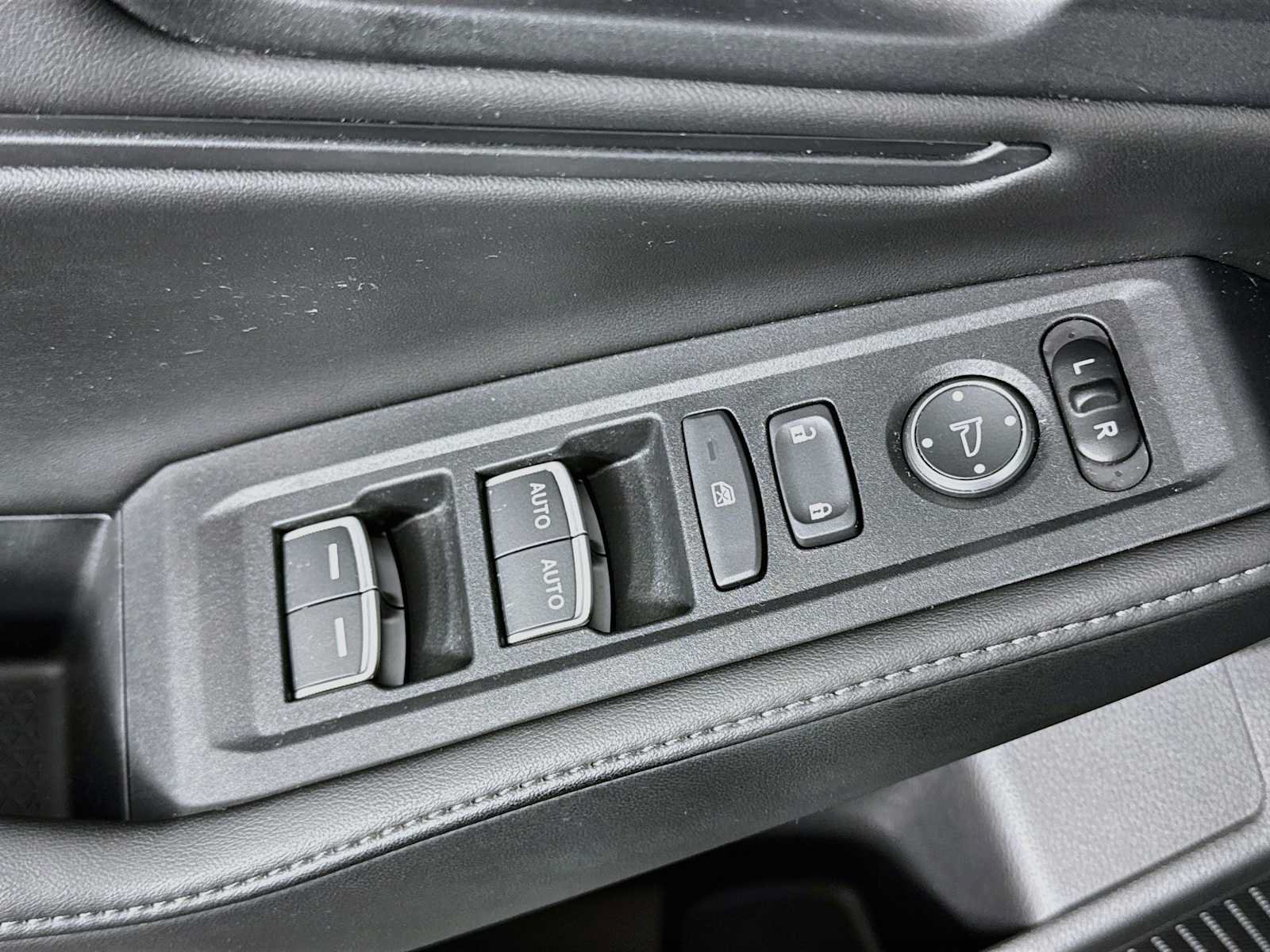 Used 2024 Honda Accord Sport image 25