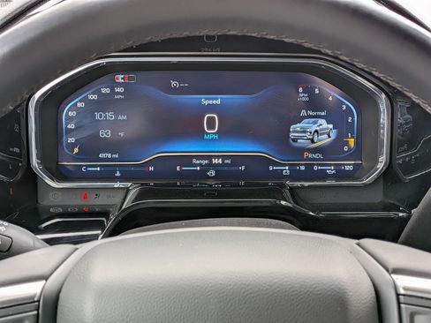 Used 2025 Chevrolet Silverado 1500 LT RWD image 21