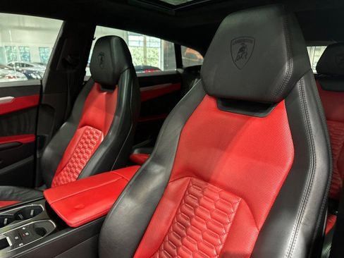 Used 2019 Lamborghini Urus AWD/4WD image 50