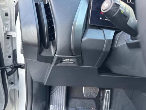 Certified 2025 BMW X3 xDrive30i image 39