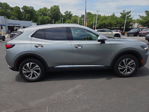 Used 2023 Buick Envision Essence AWD/4WD image 2