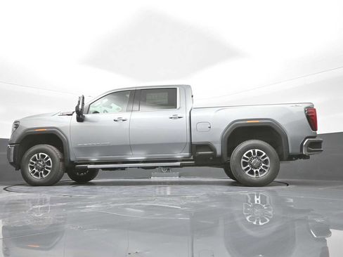 New 2026 GMC Sierra 2500 SLT w/ SLT Premium Package AWD/4WD image 38