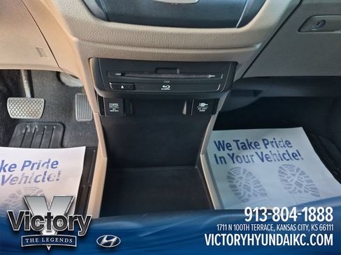 Used 2018 Honda Odyssey EX-L image 18