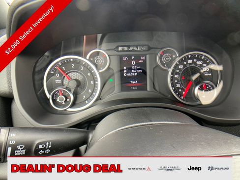 New 2026 RAM 1500 4x4 Crew Cab image 19