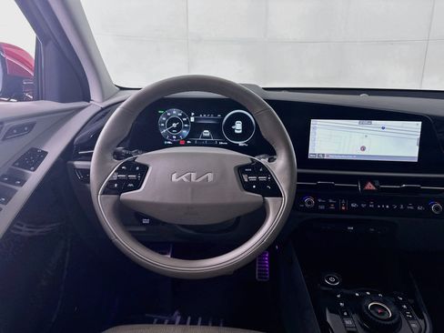 Used 2023 Kia Niro Wave FWD image 17